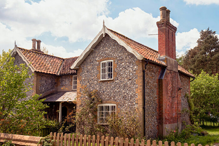 3 Bedroom Semi-Detached House For Sale In Walkgate Cottages, Salle, Norfolk, NR10