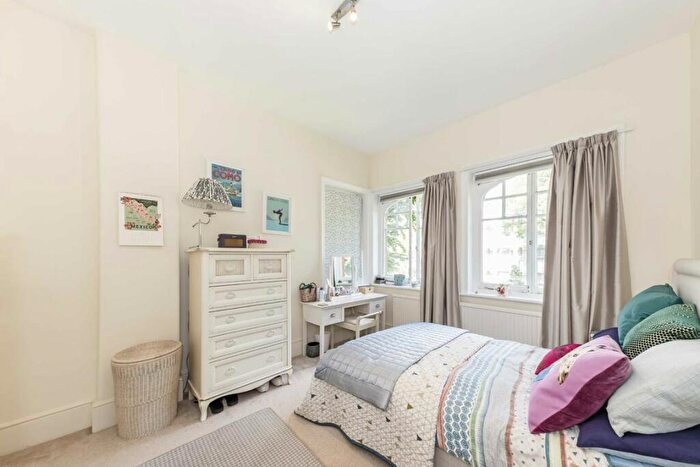 1 Bedroom Flat For Sale In Frognal, Hampstead, NW3