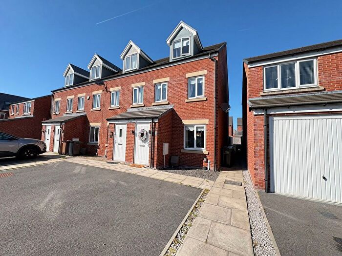 3 Bedroom Town House For Sale In Linnet Road, Maghull, L31
