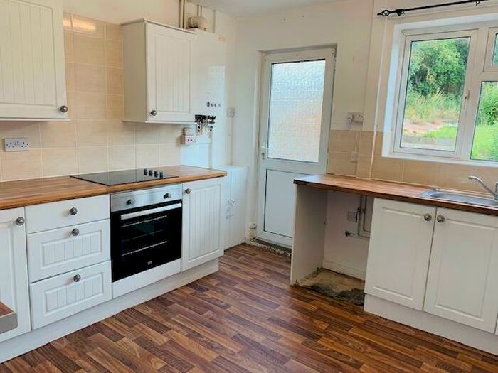 3 Bedroom Semi-Detached House To Rent In Washingborough Road, Lincoln, LN4