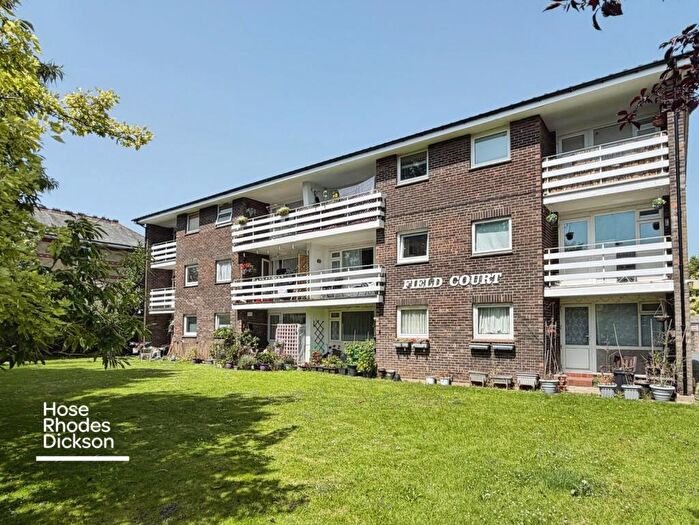 1 Bedroom Flat To Rent In Carisbrooke Road, Newport, Isle Of Wight, PO30