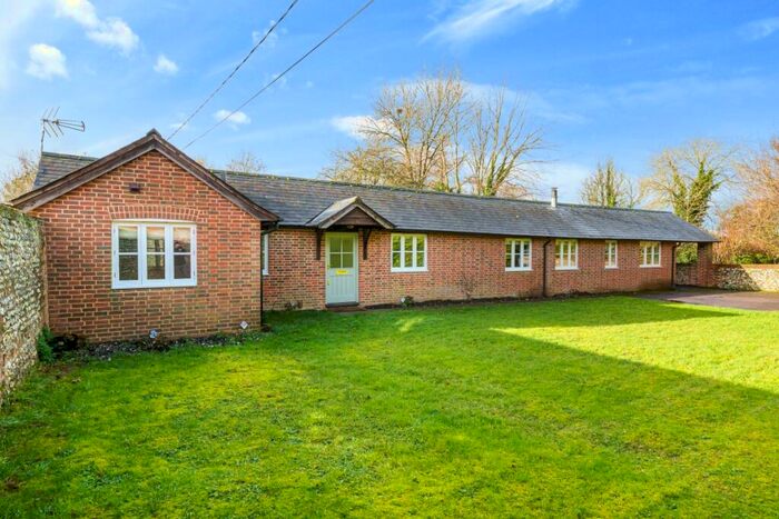 2 Bedroom Detached House To Rent In Up Somborne Stockbridge, SO20