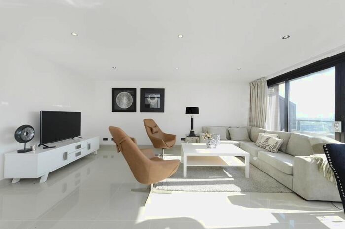 2 Bedroom Flat To Rent In Finchley Road, London, NW3