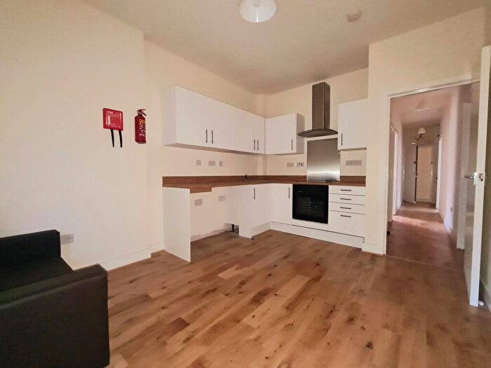 2 Bedroom Apartment To Rent In Hillreach, Woolwich, SE18