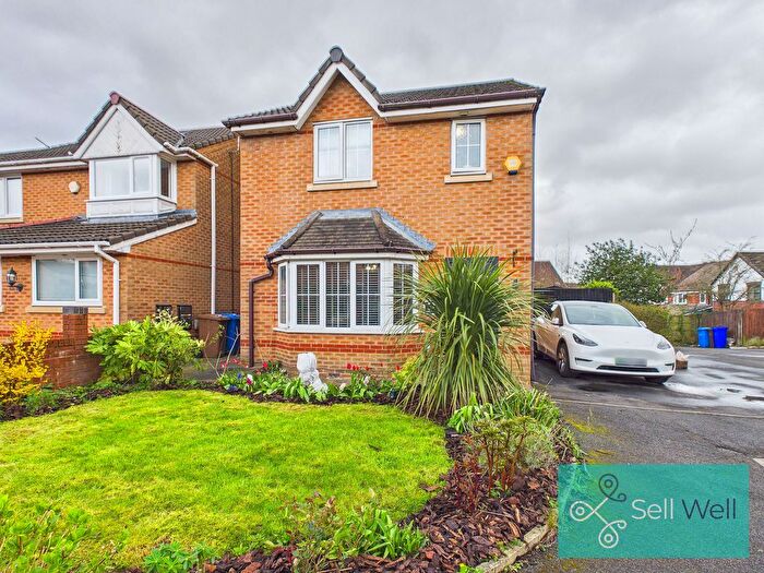 3 Bedroom Detached House For Sale In Greenhaven Close, Walkden, Manchester, M28