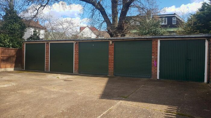 Garage / Parking To Rent In Bittacy Hill, Mill Hill, NW7