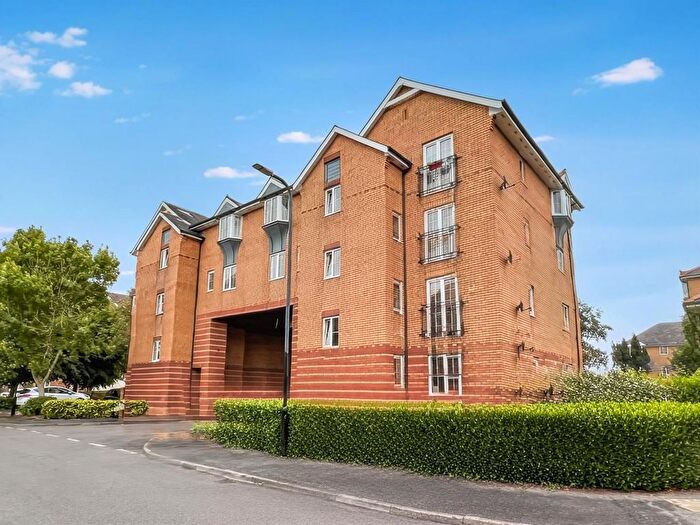 2 Bedroom Flat To Rent In Cory Place, Cardiff Bay, CF11