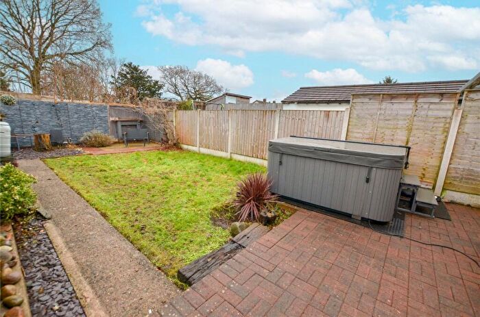 2 Bedroom Semi-Detached House For Sale In Hawthorn Road, Little Sutton, Ellesmere Port, CH66