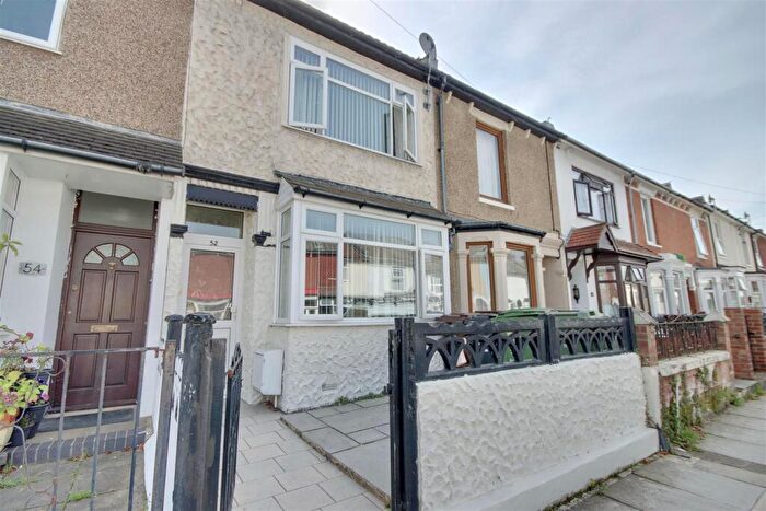 3 Bedroom Terraced House For Sale In Henderson Road, Southsea, PO4
