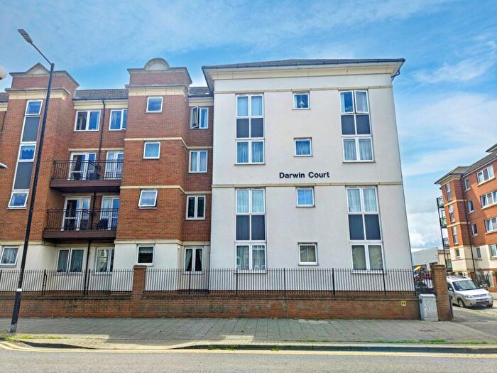 1 Bedroom Retirement Property For Sale In Flat Darwin Court, Harold Road, Margate, Kent, CT9