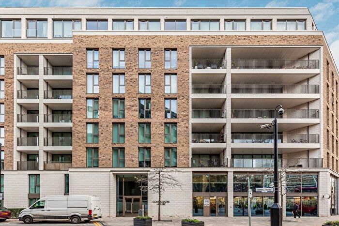 2 Bedroom Flat To Rent In Admiralty Avenue, Royal Wharf, E16