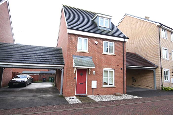 4 Bedroom Detached House For Sale In Sumatra Crescent, Newton Leys, Bletchley, MK3