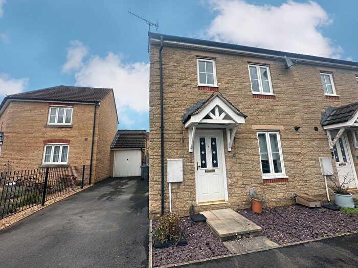 3 Bedroom Semi-Detached House To Rent In Buckthorn Row, Corsham, SN13