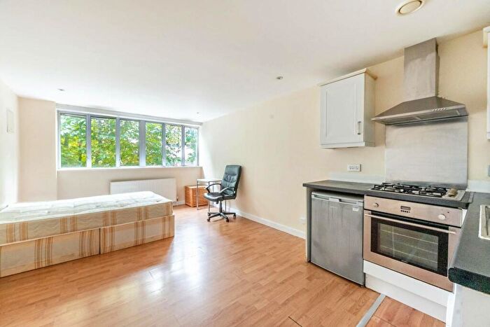 Studio To Rent In Rayners Lane, Rayners Lane, Harrow, HA2