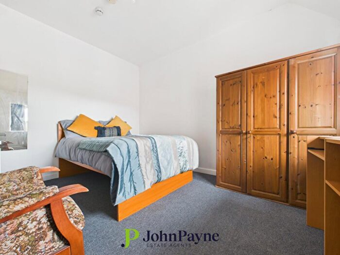 Apartment To Rent In Manor Road, Coventry, West Midlands, CV1