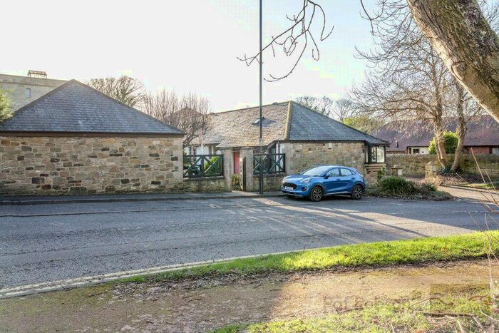 2 Bedroom Detached House To Rent In Castle Farm Mews, Castle Farm, Jesmond, Newcastle Upon Tyne, NE2