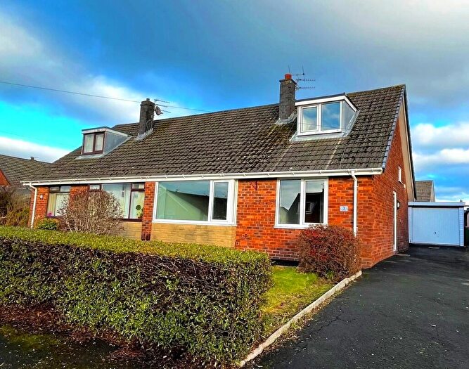 3 Bedroom Semi-Detached Bungalow To Rent In Polefield, Fulwood, Preston, PR2