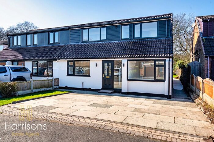 4 Bedroom Semi-Detached House For Sale In Parkwood Drive, Bolton, Lancashire, BL5