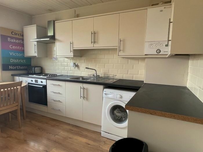 3 Bedroom Flat To Rent In B, Queen Street, Southwell, NG25