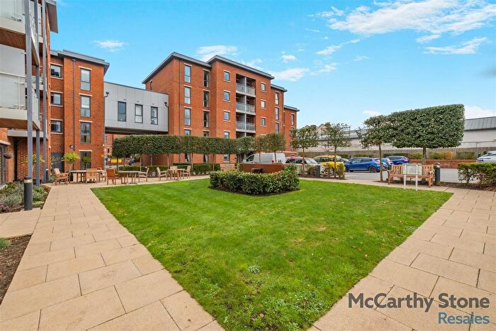 2 Bedroom Flat For Sale In The Dairy, St. Johns Road, Tunbridge Wells, TN4
