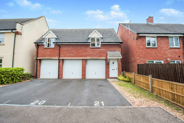 2 Bedroom House To Rent In Appleyard Close, GL51