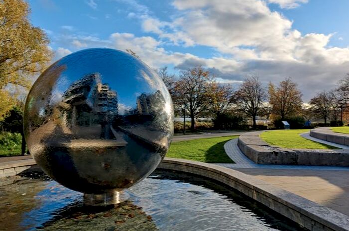 1 Bedroom Flat For Sale In Kingly House, Woodberry Down, Finsbury Park, London, N4