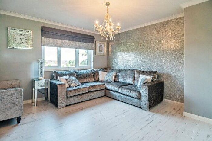 1 Bedroom Flat To Rent In Dalestone Mews, Romford, RM3