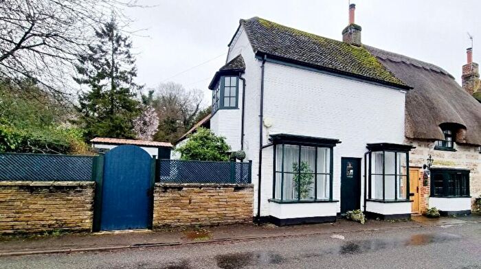 2 Bedroom Terraced House To Rent In High Street, Ashbury, SN6