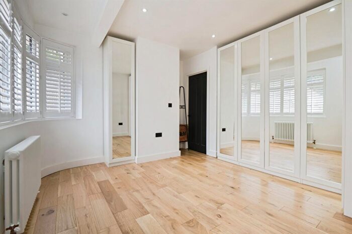 2 Bedroom Semi-Detached Bungalow For Sale In Braeside Crescent, Southampton, SO19