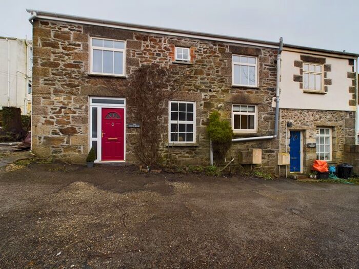 3 Bedroom Property To Rent In Treruffe Hill, Redruth, TR15