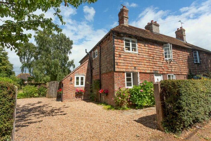 4 Bedroom Property For Sale In Garlinge Green Road, Petham, Canterbury, CT4