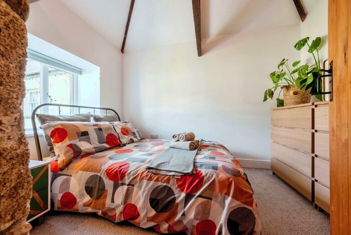 1 Bedroom Cottage For Sale In Church Street, St. Blazey, Par, Cornwall, PL24