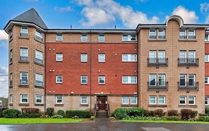 2 Bedroom Flat To Rent In Macdougall Street, Pollokshaws, Glasgow, G43