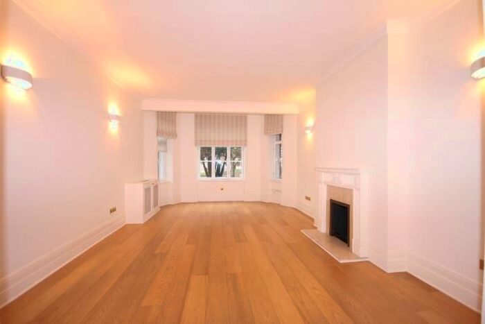 4 Bedroom Flat To Rent In Maida Vale, London, W9