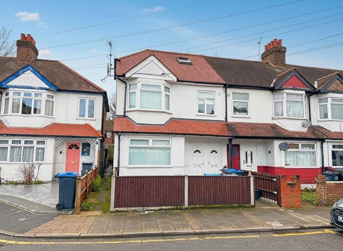 3 Bedroom Maisonette To Rent In Kimble Road, Colliers Wood, London, SW19