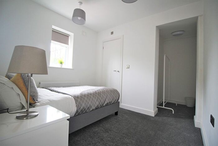 1 Bedroom Studio To Rent In A Kelso Road, LS2