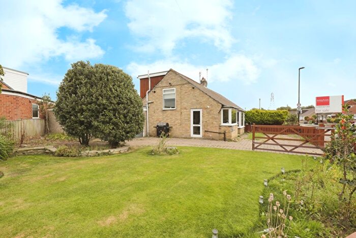 3 Bedroom Bungalow For Sale In Galtres Road, York, North Yorkshire, YO31