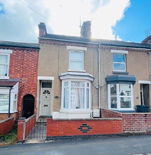 3 Bedroom Terraced House To Rent In Cambridge Street, Rugby, CV21