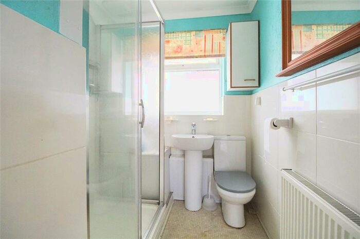 2 Bedroom Bungalow For Sale In Chalky Bank Road, Rainham, Gillingham, Kent, ME8
