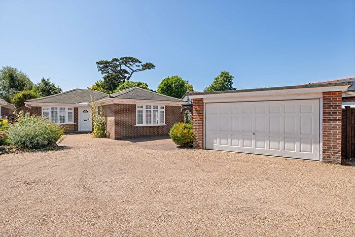 3 Bedroom Detached Bungalow For Sale In Colts Bay, Aldwick, Bognor Regis, West Sussex, PO21