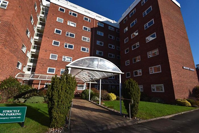 2 Bedroom Apartment To Rent In , Manor Court, Leamington Spa, CV31
