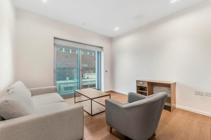 1 Bedroom Flat To Rent In Columbia Gardens, London, SW6