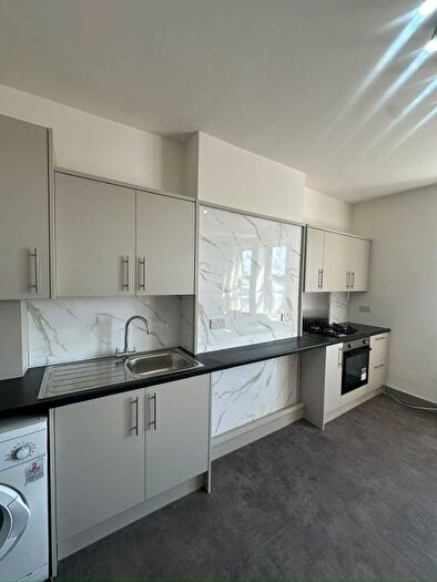 2 Bedroom Flat To Rent In High Road, Ilford, IG3