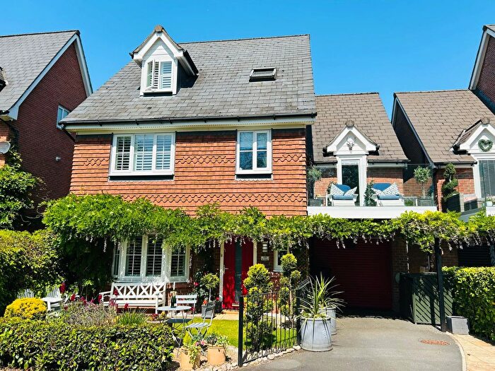 5 Bedroom Detached House For Sale In Chaise Meadow, Lymm, WA13