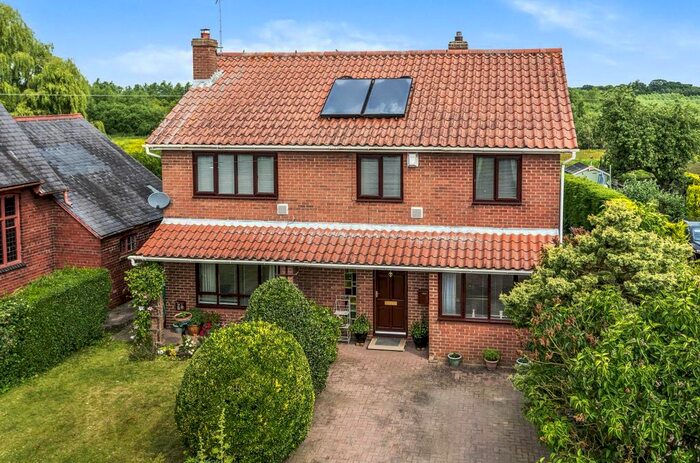 4 Bedroom Detached House For Sale In Morritt House, Main Street, Tadcaster, North Yorkshire, LS24