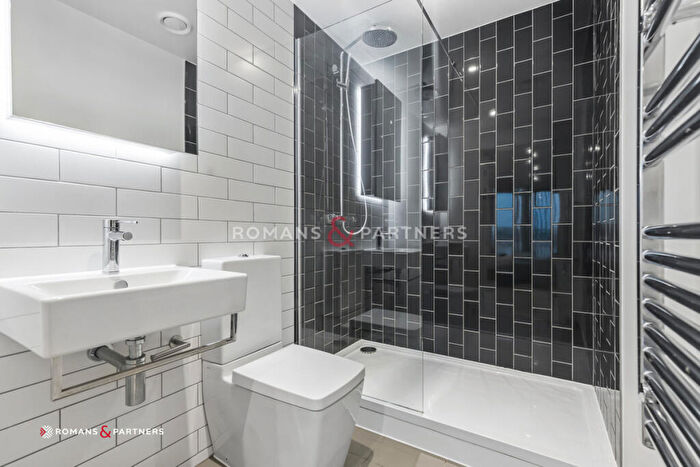 2 Bedroom Apartment To Rent In Marco Polo, Royal Wharf, E16