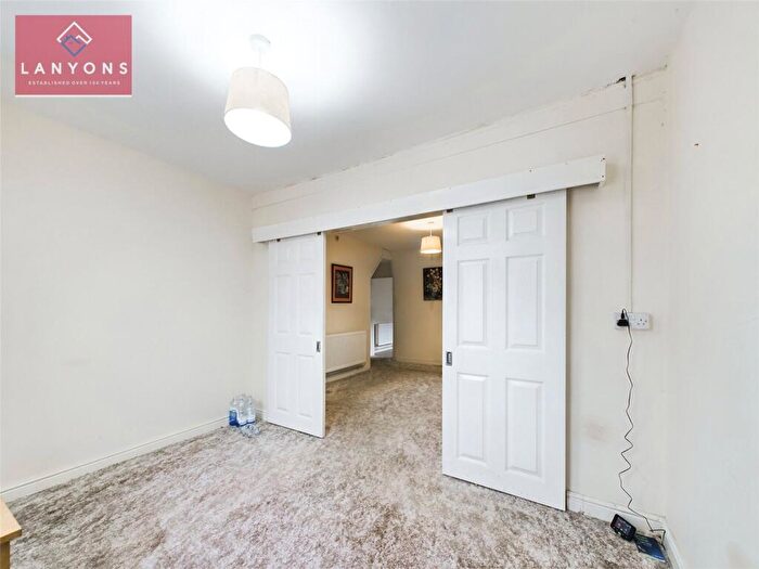 3 Bedroom End Of Terrace House For Sale In Lewis Street, Pentre, Rhondda Cynon Taf, CF41