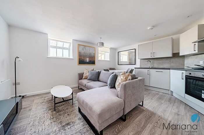 2 Bedroom Flat To Rent In Chatfield House, Marsh Street, Bristol, BS1