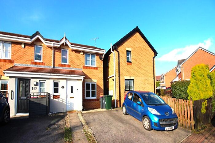 3 Bedroom End Of Terrace House To Rent In Aldous Way, Kiveton Park, Sheffield, S26
