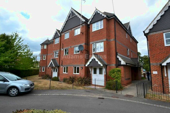 2 Bedroom Flat To Rent In Wokingham Road, Reading, RG6